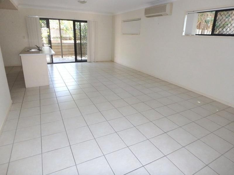 8/48 Halcomb Street, Zillmere QLD 4034