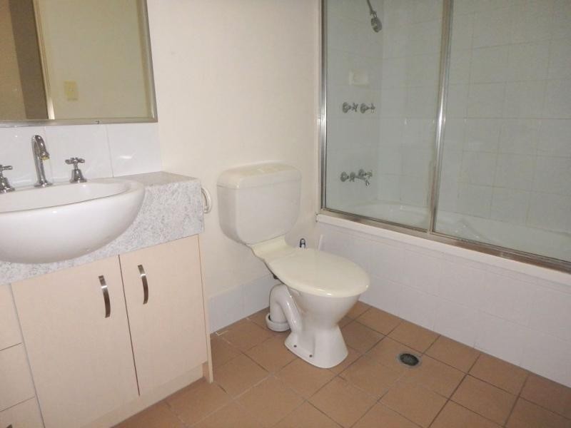 8/48 Halcomb Street, Zillmere QLD 4034