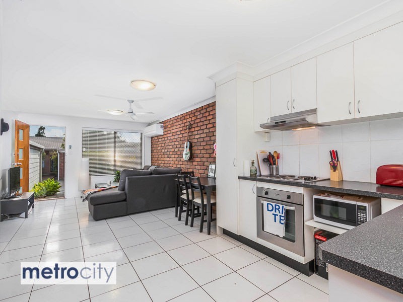 10/50 Junction Road, Morningside QLD 4170