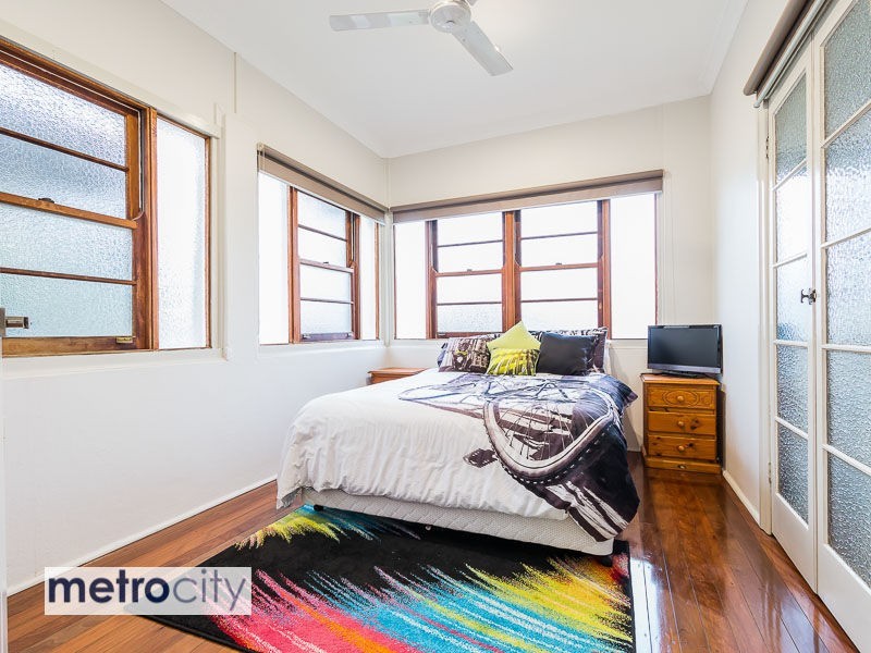 18 Wand Street, Nundah QLD 4012