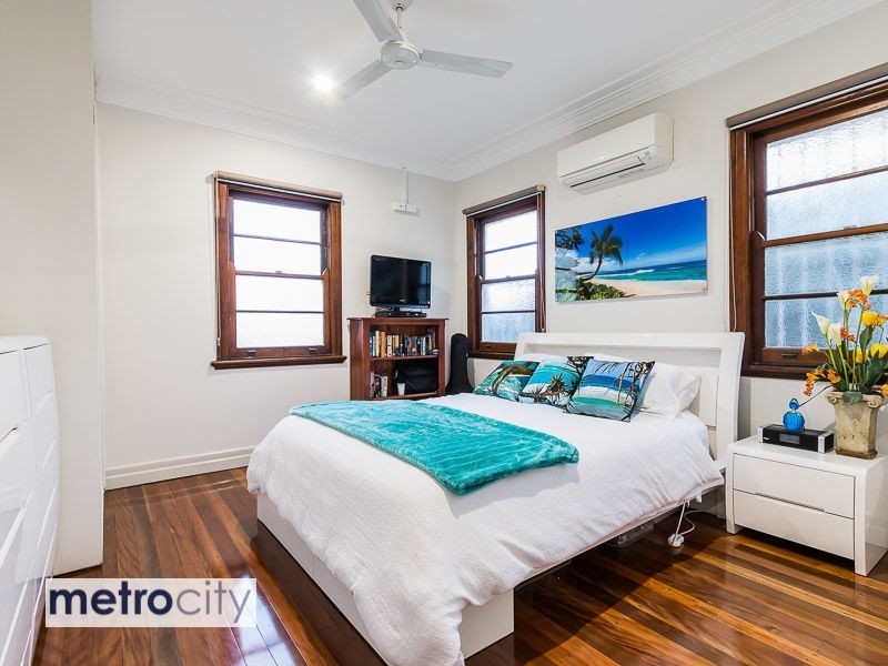 18 Wand Street, Nundah QLD 4012