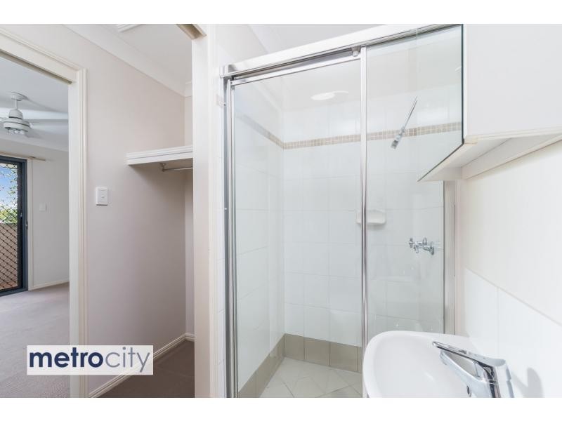 13 Richmond Road, Morningside QLD 4170