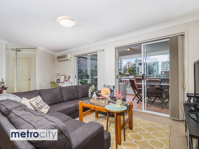 20/239 Shafston Avenue, Kangaroo Point QLD 4169