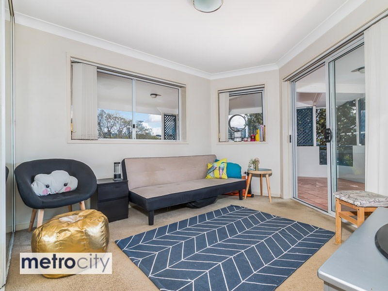 20/239 Shafston Avenue, Kangaroo Point QLD 4169