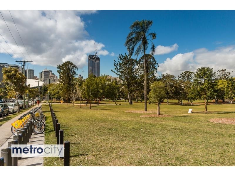 28/49 Russell Street, South Brisbane QLD 4101