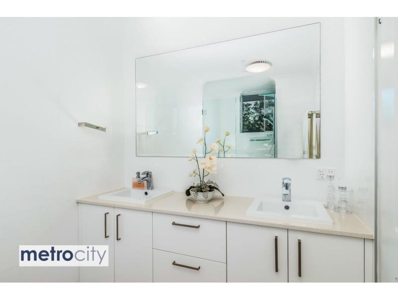 Unit 9/201 Gladstone Road, Highgate Hill QLD 4101
