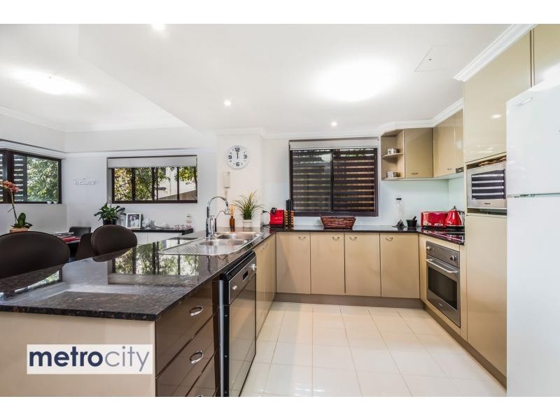 3/30 Paradise Street, Highgate Hill QLD 4101