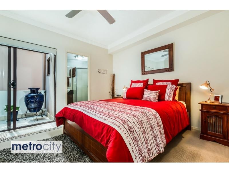 3/30 Paradise Street, Highgate Hill QLD 4101