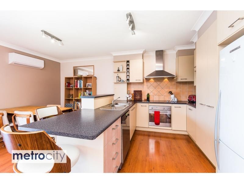 10/4 Bonney Avenue, Clayfield QLD 4011