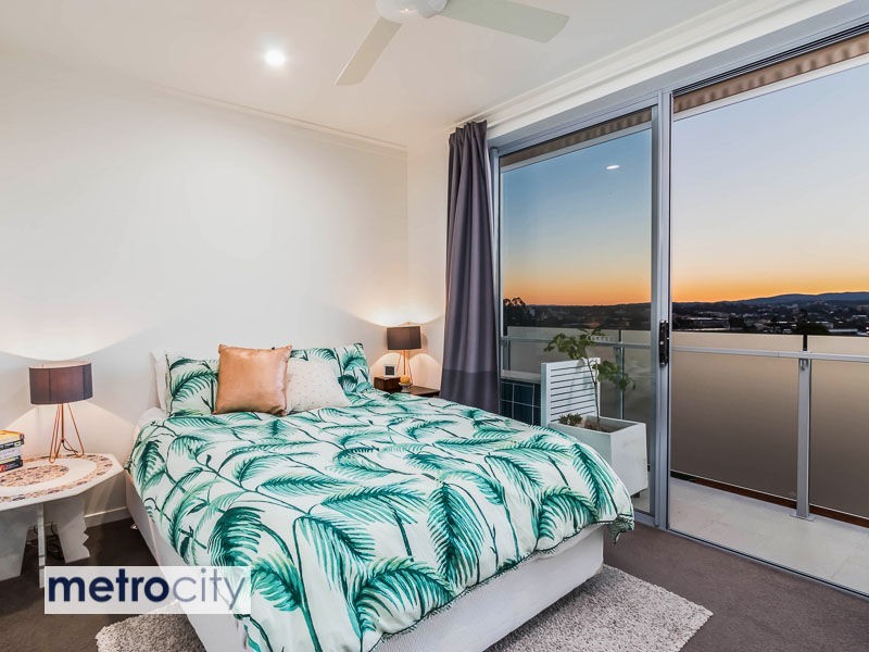 2303/8 Lochaber Street, Dutton Park QLD 4102