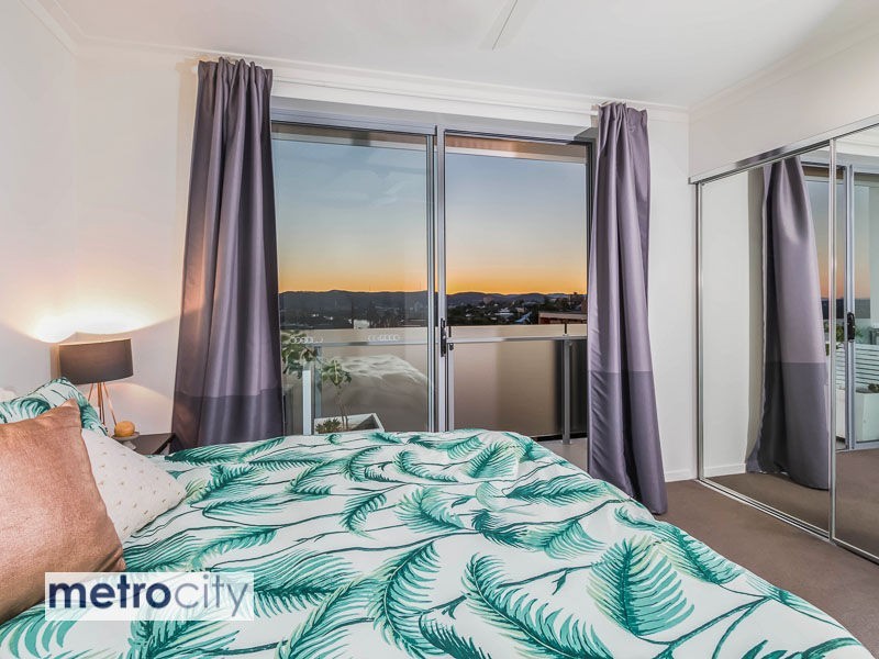 2303/8 Lochaber Street, Dutton Park QLD 4102