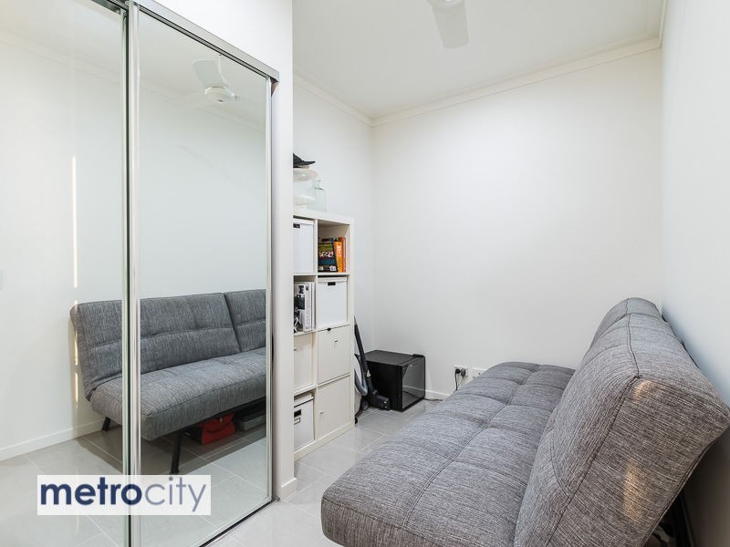 2303/8 Lochaber Street, Dutton Park QLD 4102