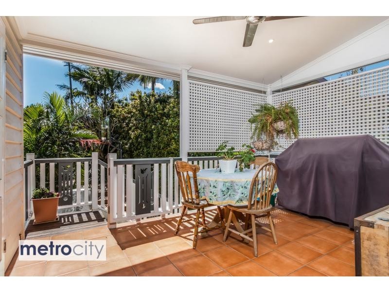 12 Taylor Street, Annerley QLD 4103