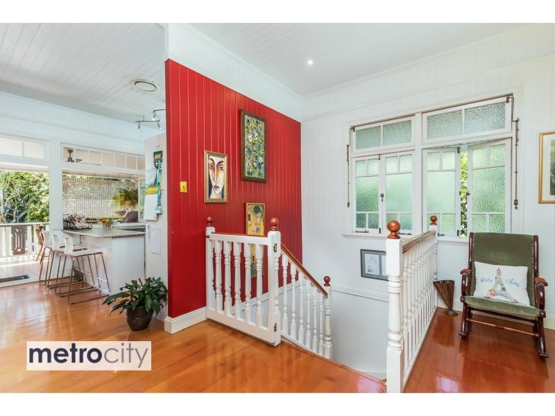 12 Taylor Street, Annerley QLD 4103