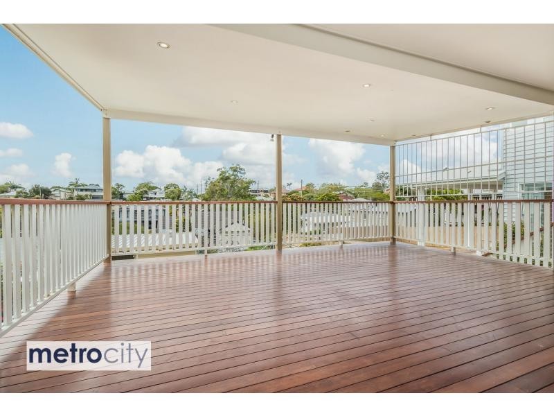 88 Raven Street, Camp Hill QLD 4152