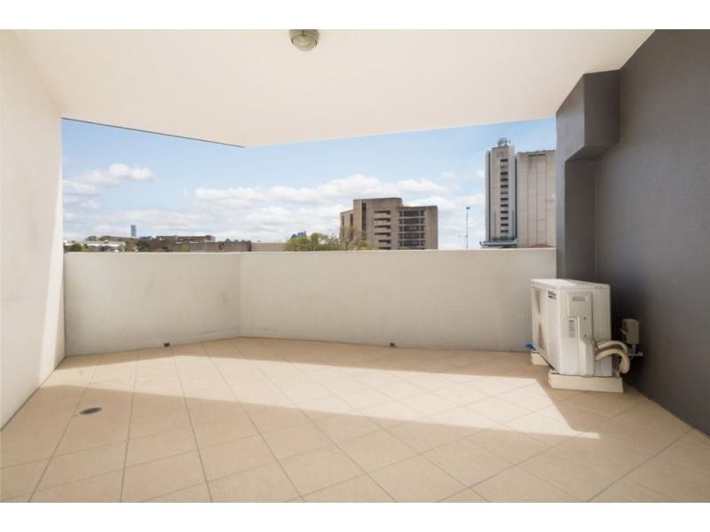 104/803 Stanley Street, Woolloongabba QLD 4102