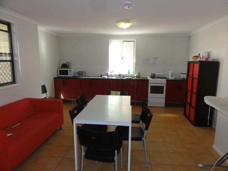 12/13 Cameron Street, South Brisbane QLD 4101