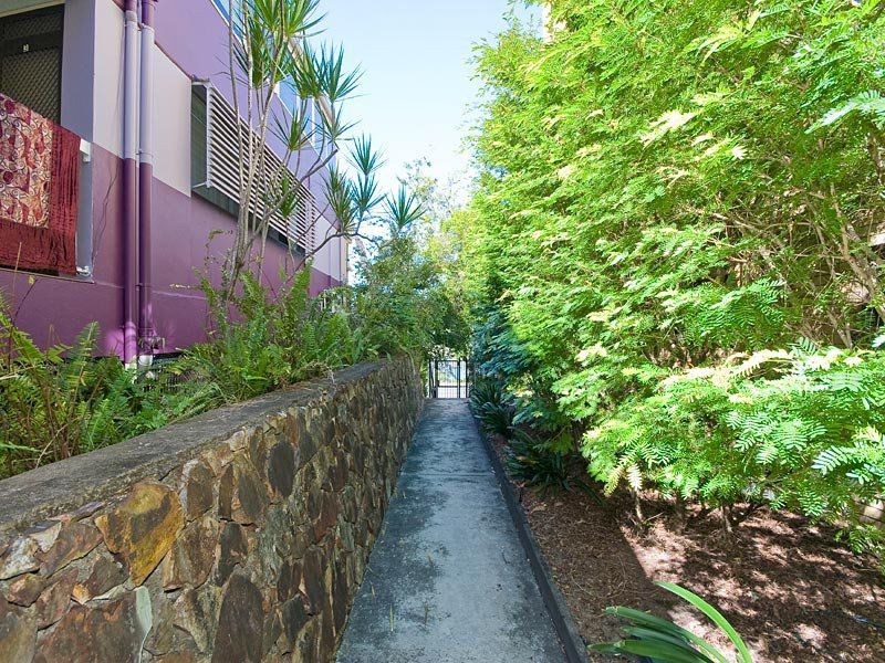 28/12 Patrick Lane, Toowong QLD 4066