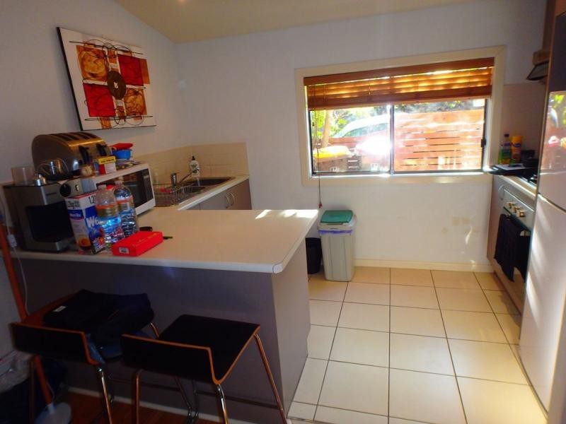 2/88 Gladstone Road, Highgate Hill QLD 4101