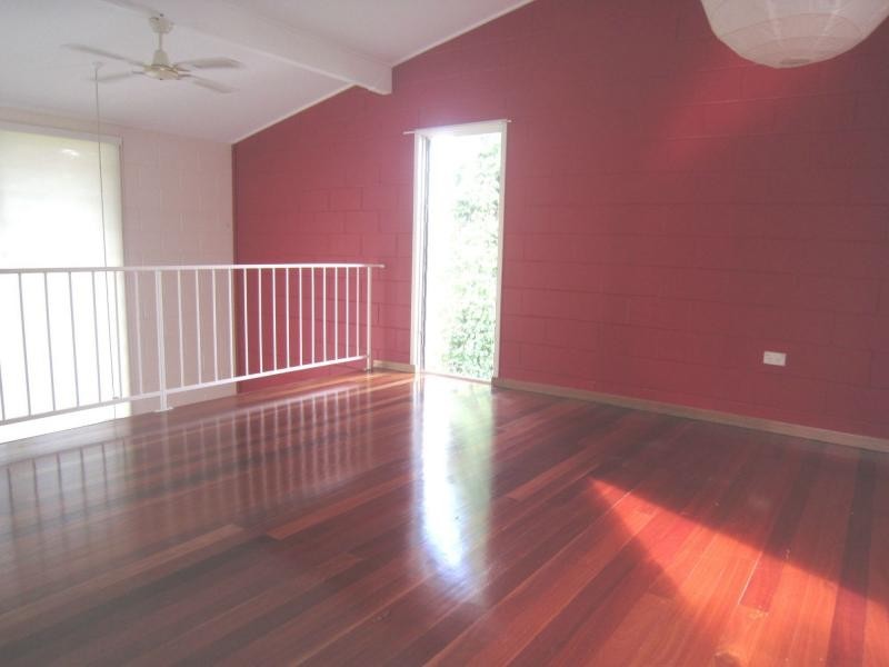 15 Oxford Terrace, Taringa QLD 4068