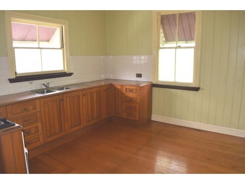 18 Hoogley Street, West End QLD 4101