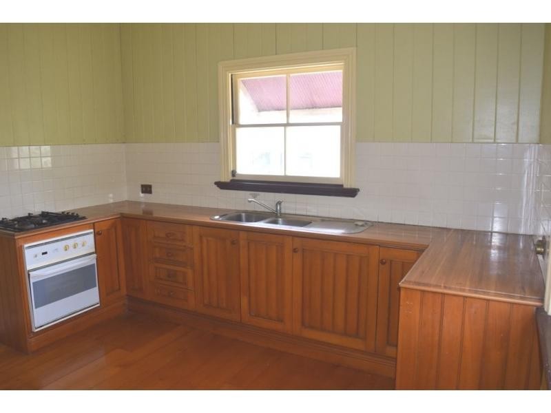 18 Hoogley Street, West End QLD 4101