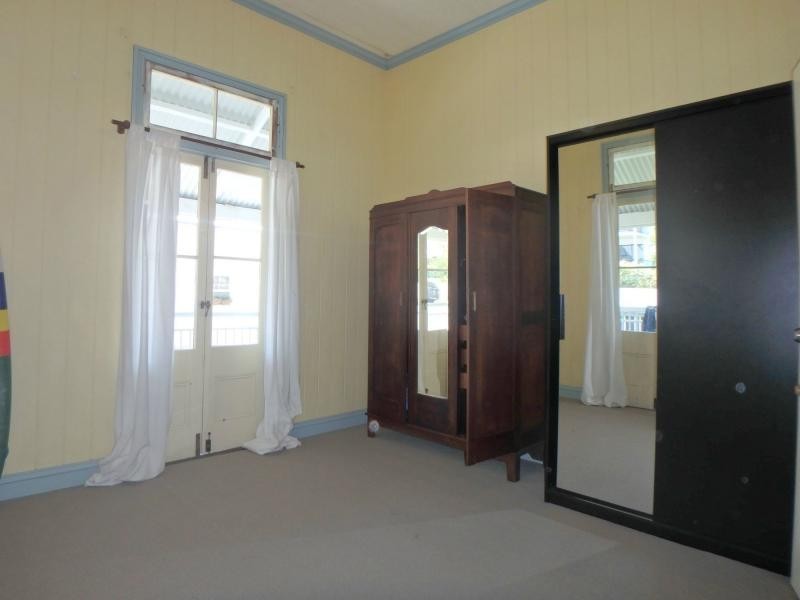 18 Hoogley Street, West End QLD 4101