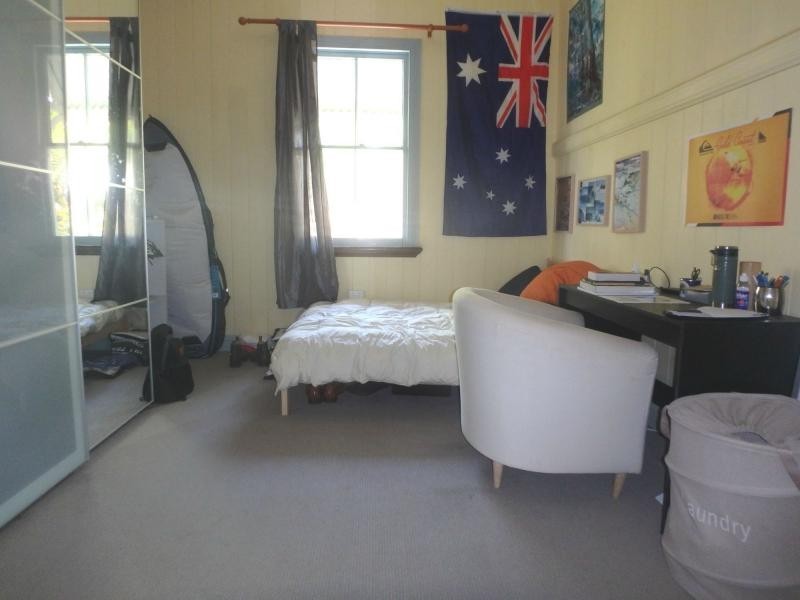 18 Hoogley Street, West End QLD 4101