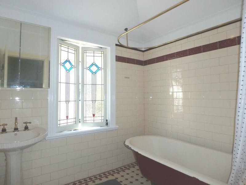 18 Hoogley Street, West End QLD 4101