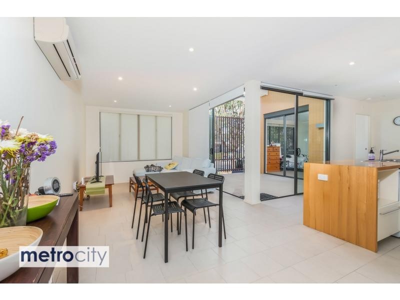 305/8 Musgrave Street, West End QLD 4101