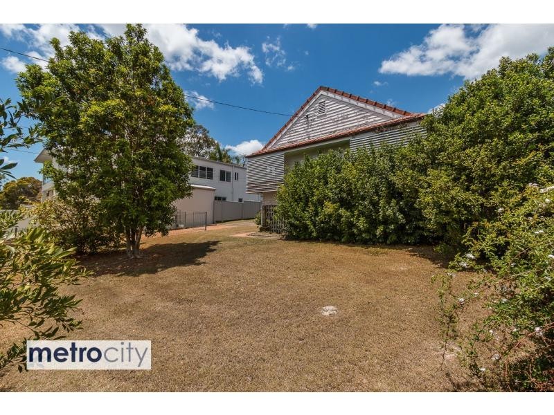 76 Effingham Street, Tarragindi QLD 4121
