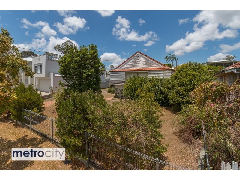 76 Effingham Street, Tarragindi QLD 4121