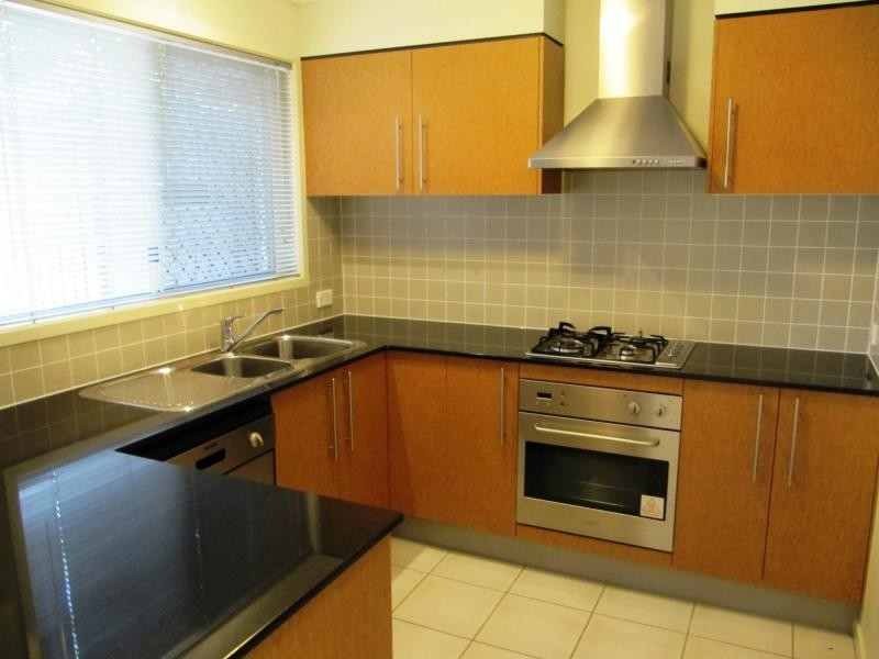 2/133 Waterton Street, Annerley QLD 4103