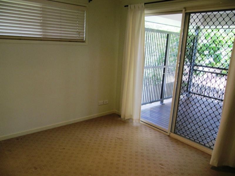 2/133 Waterton Street, Annerley QLD 4103