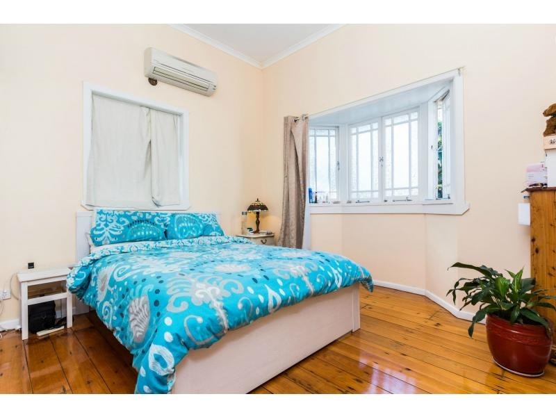 5 Park Road, Yeronga QLD 4104