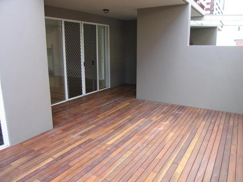 4/59 Smallman Street, Bulimba QLD 4171