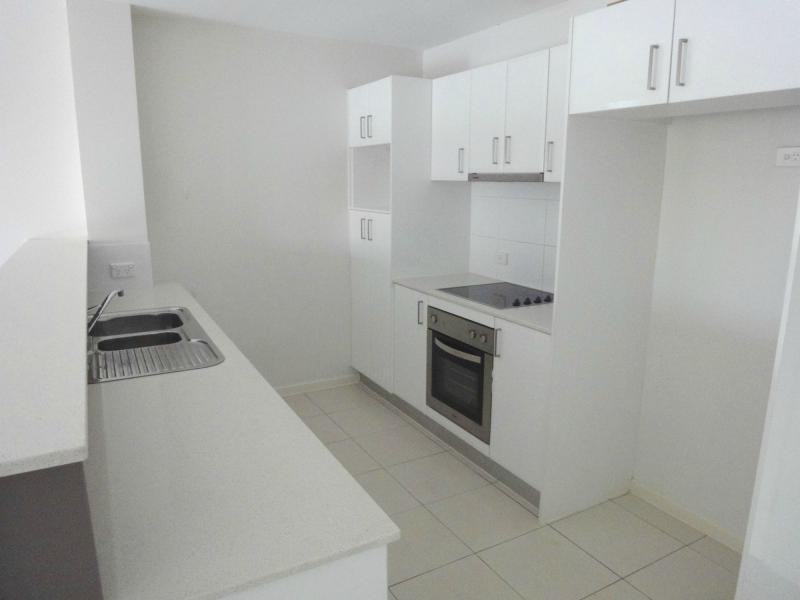 6/159 Clarence Road, Indooroopilly QLD 4068