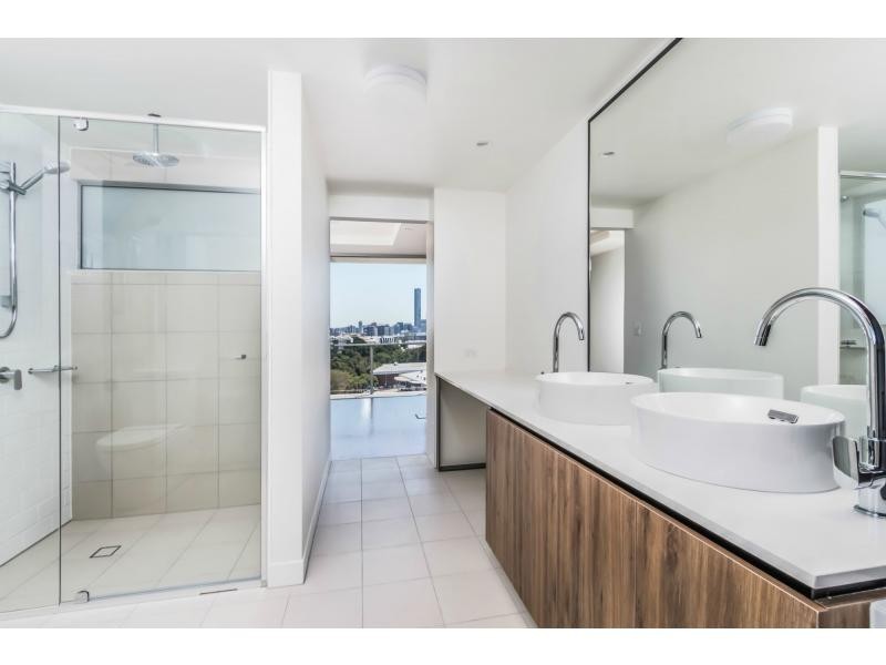 11 Beesley Street, West End QLD 4101