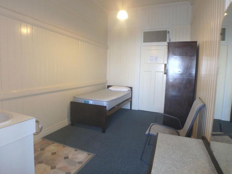2/27 Dornoch Terrace, Highgate Hill QLD 4101