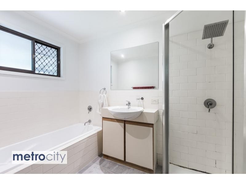 278 Gallipoli Road, Carina Heights QLD 4152