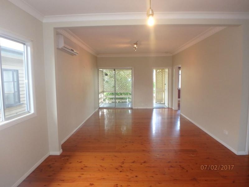 17 Tranters Avenue, Camp Hill QLD 4152