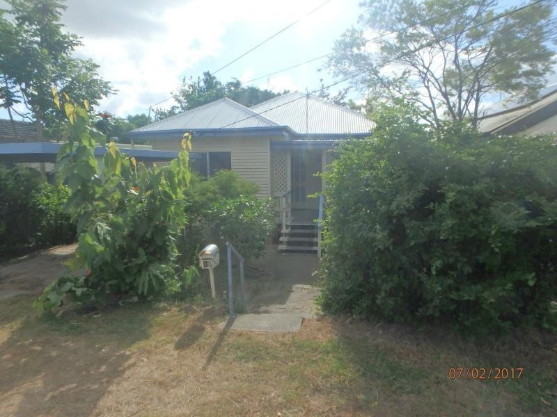 17 Tranters Avenue, Camp Hill QLD 4152