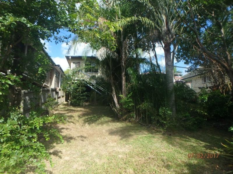 17 Tranters Avenue, Camp Hill QLD 4152