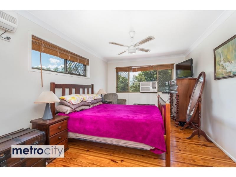 61 Prosser St, Riverhills QLD 4074