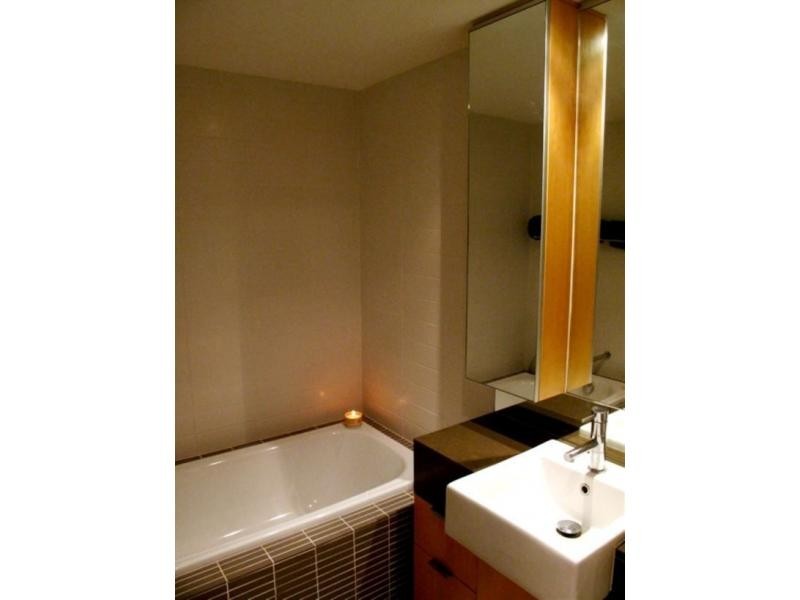 317/10 Pidgeon Close, West End QLD 4101