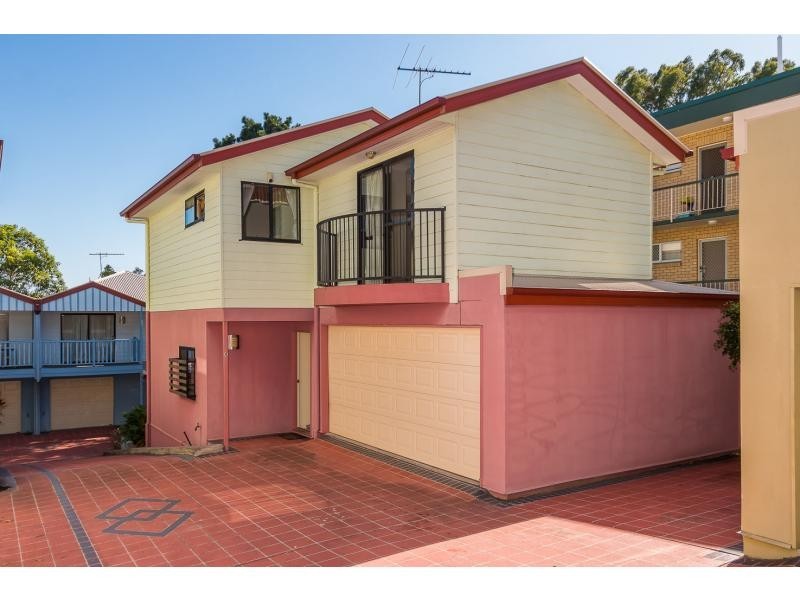 4/18 Princess Street, Fairfield QLD 4103