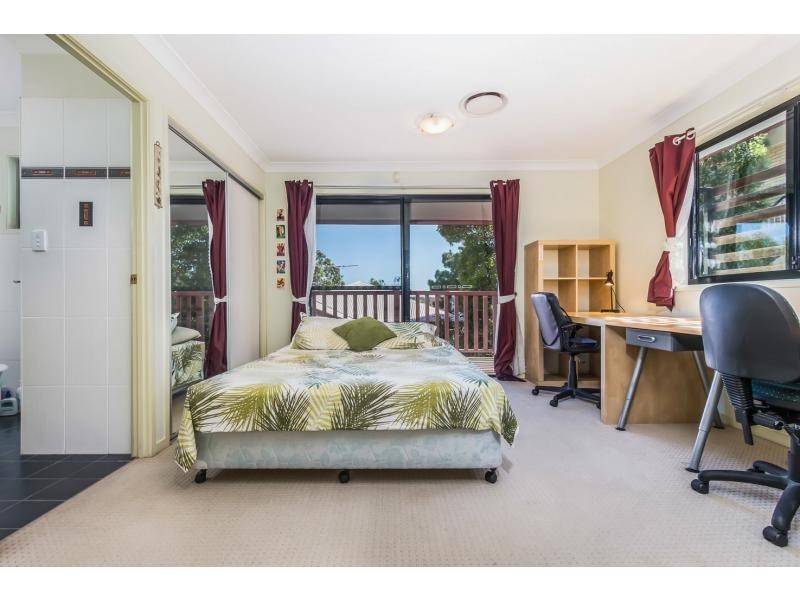 4/18 Princess Street, Fairfield QLD 4103