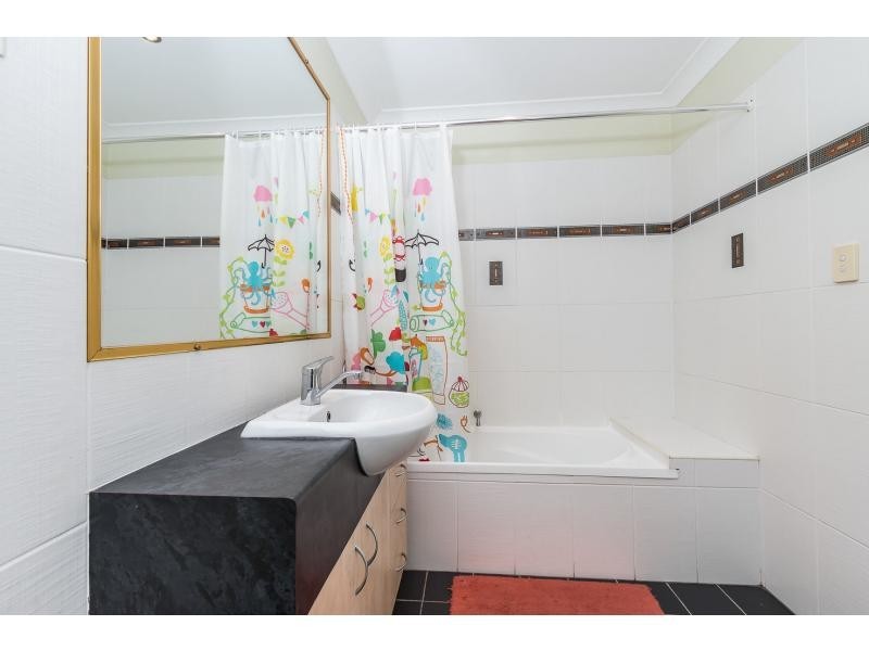 4/18 Princess Street, Fairfield QLD 4103