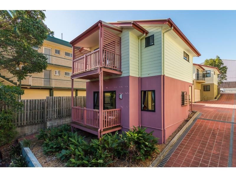 4/18 Princess Street, Fairfield QLD 4103