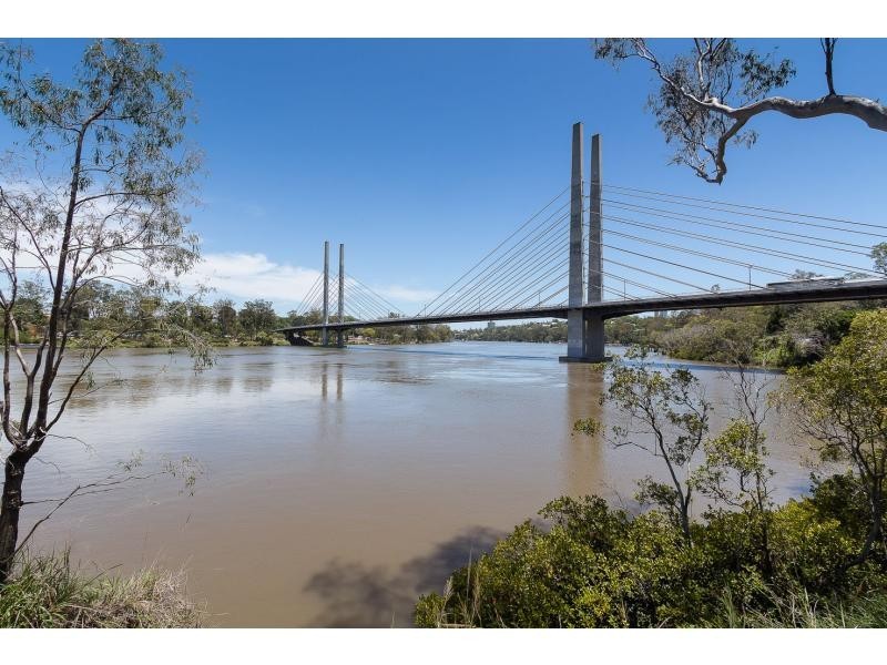 4/18 Princess Street, Fairfield QLD 4103